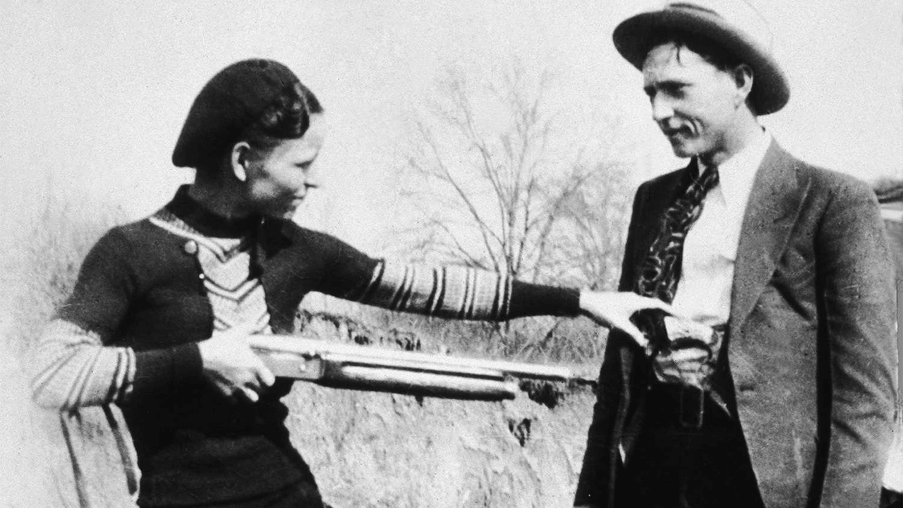 Bonnie Parker ve Clyde Barrow Amerika suçlu silah